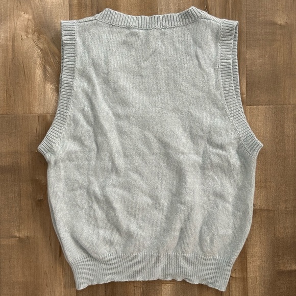 Brandy Melville Blue Soft Vest - Picture 3 of 4